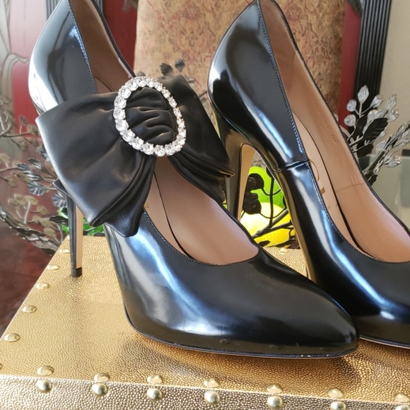 Gucci Heels - Picture 7 of 8